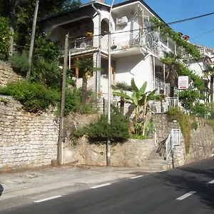 Apartman Edi, Mošćenička Draga
